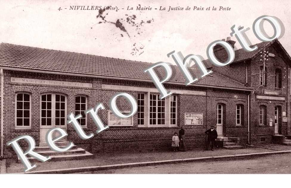 la Mairie - la Justice de Paix et la Poste