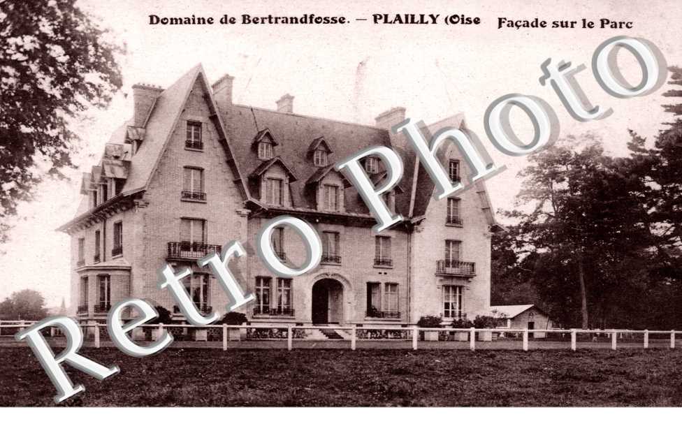 Chateau de Bertrand-Fosse - Façade sur le Parc