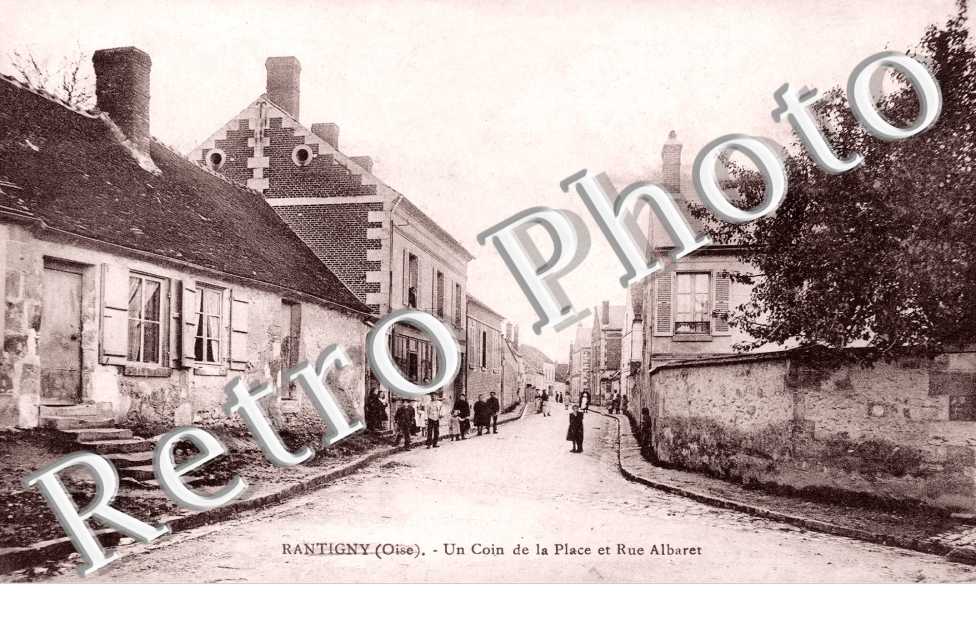 un coin de lma place et rue albaret