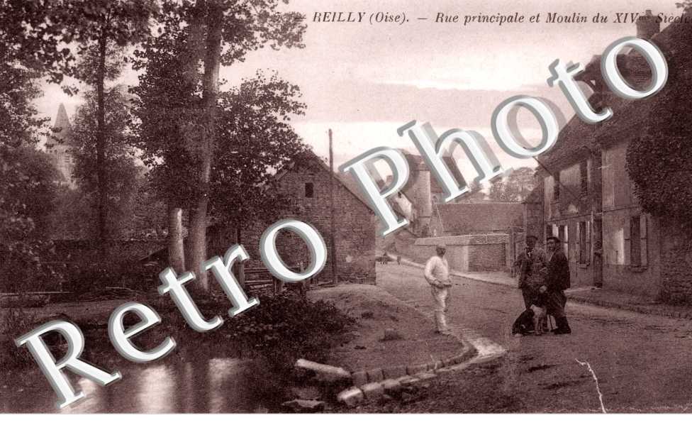 rue principale et moulin 14eme siecle