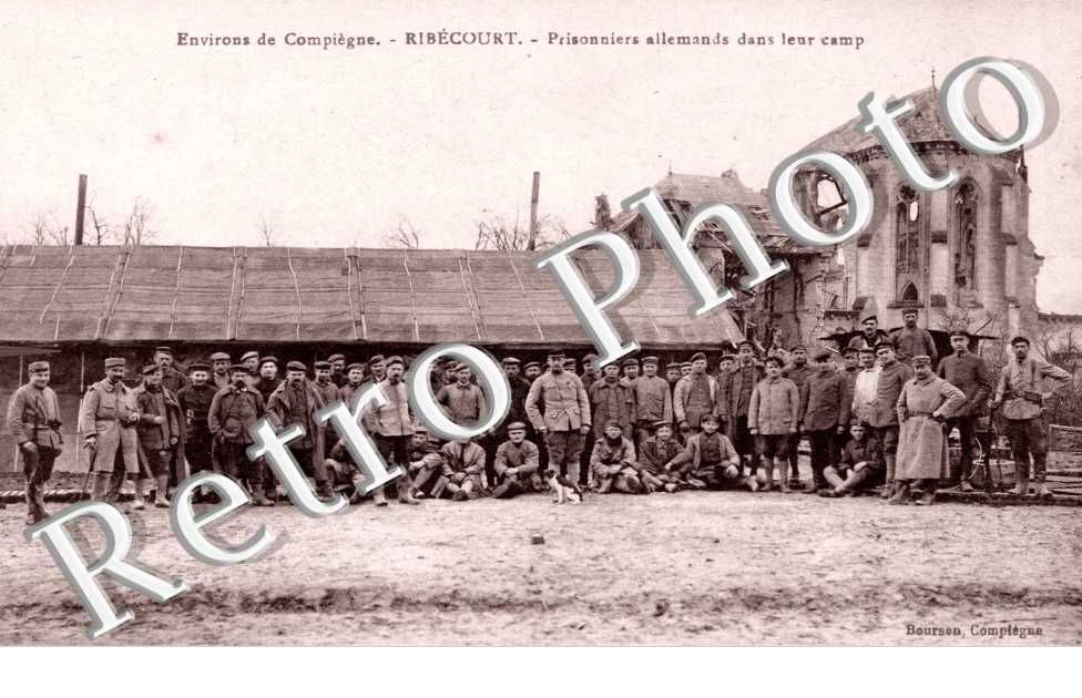 Prisonniers Allemands dans leur camps