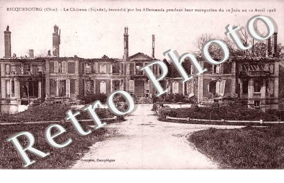 le Chateau incendié par les allemands