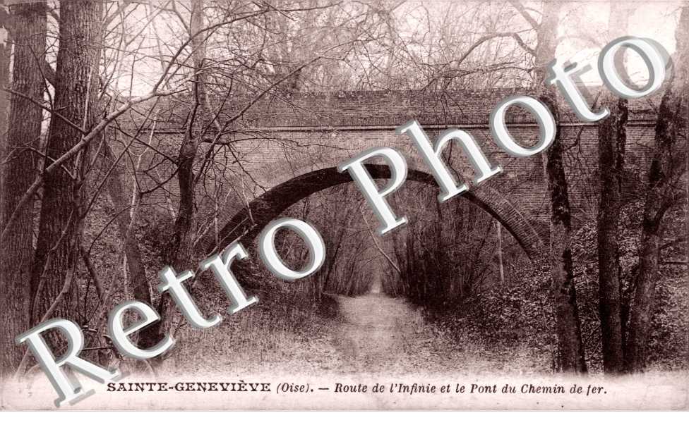 Route de l'infinie et le pont du chemin de fer