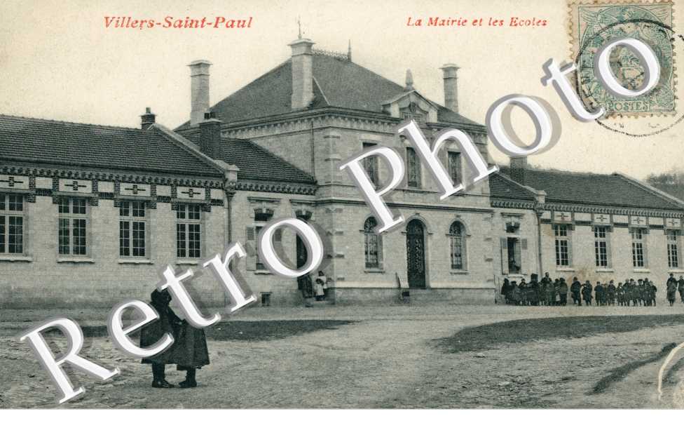 La mairie et les ecoles