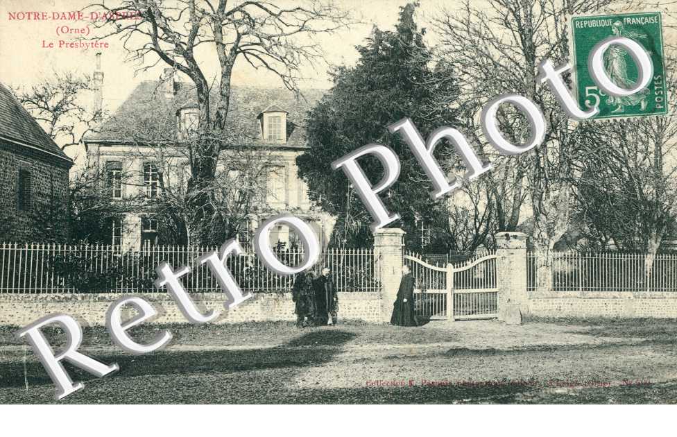 Notre-Dame-d&#039;Apres, le Presbytere