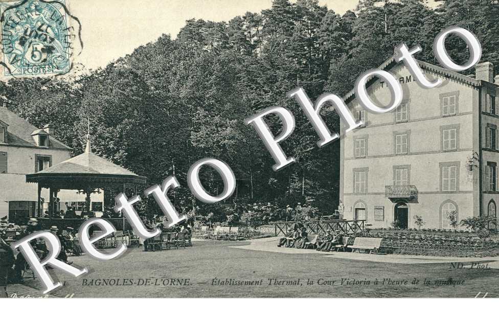 Etablissement Thermal - la cour Victoria