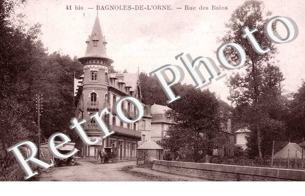 Rue des Bains