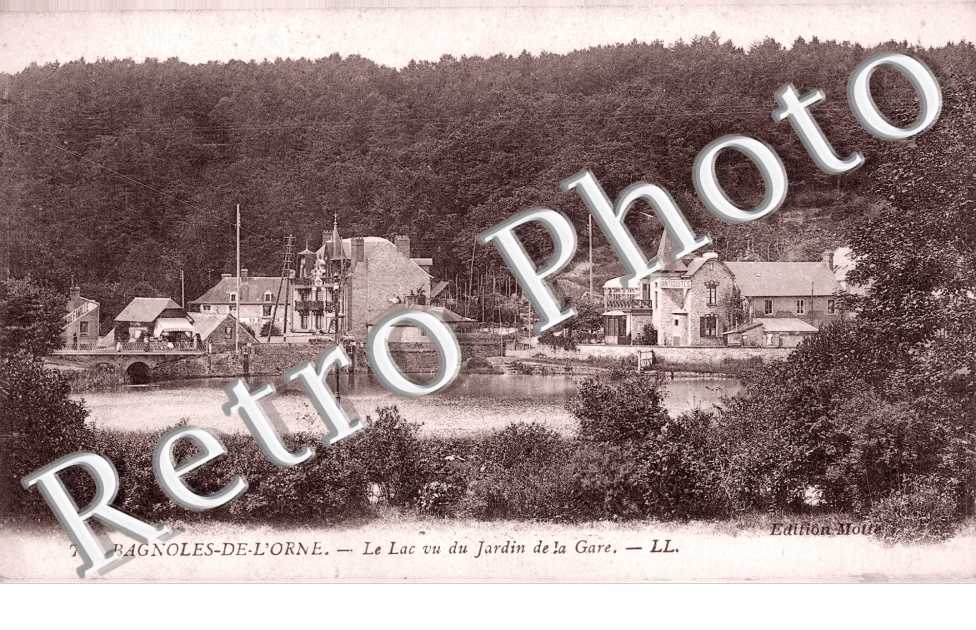 le Lac vu du Jardin de la Gare