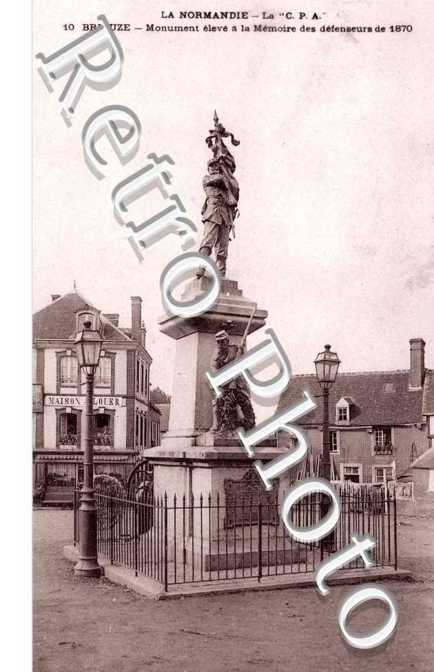 Monument eleve a la memoire des defenseurs de 1870