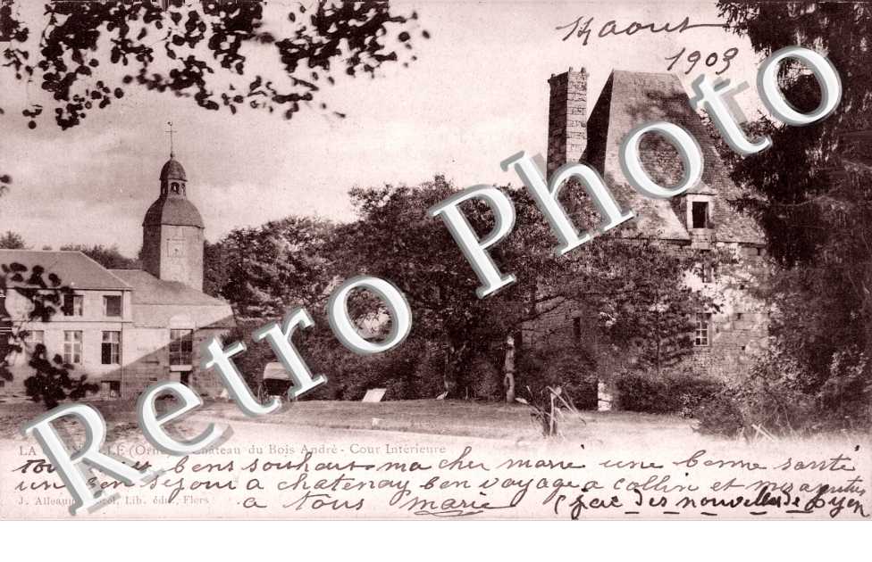 Chateau du Bois André - Cour Intérieure