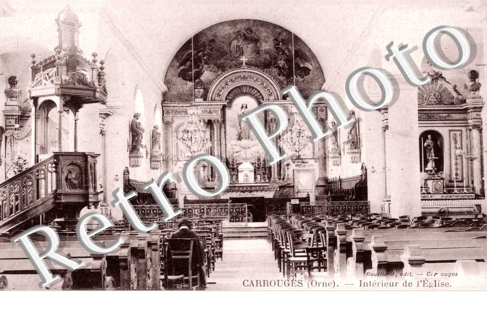 Interieur de l'eglise