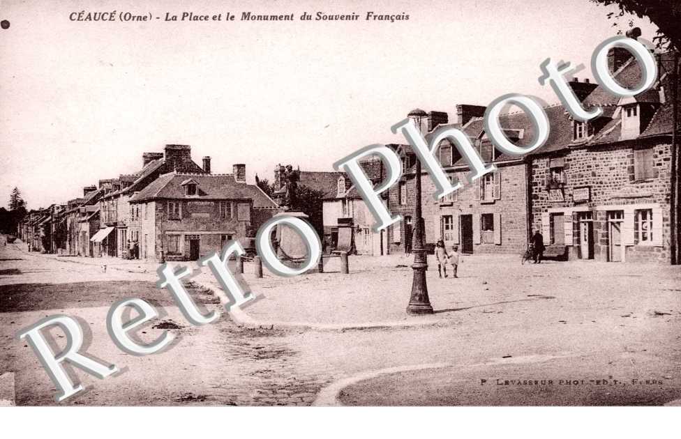 La Place et le Monument du Souvenir Francais