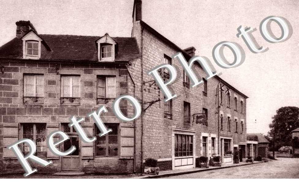la Chapelle Moche, Hotel du Cheval Blanc, Rue de la Gare