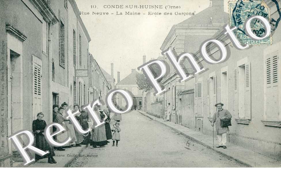 Rue Neuve, La Mairie et Ecole des Garcons