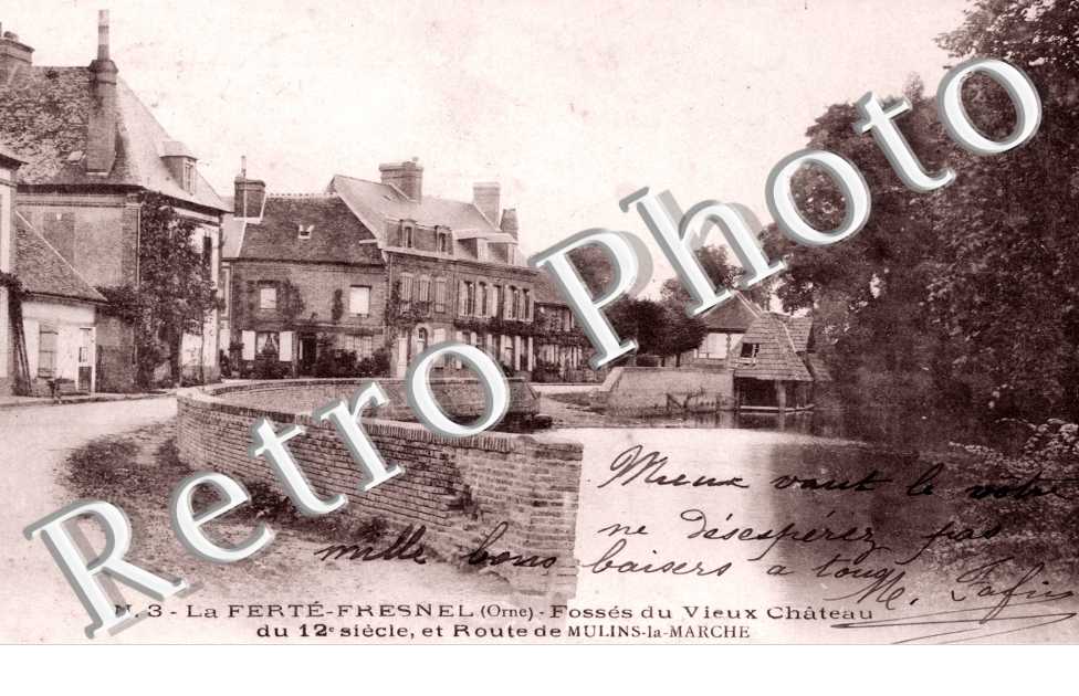 Fosses du Vieux Chateau du 12eme siecle et Route de Mulins-la-Marche
