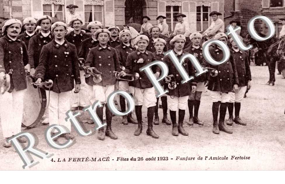 Fete du 26 aout 1923, fanfare de l'amicale