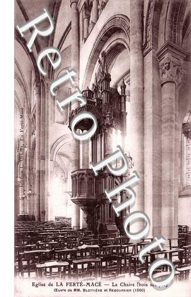 Interieur de l'eglise