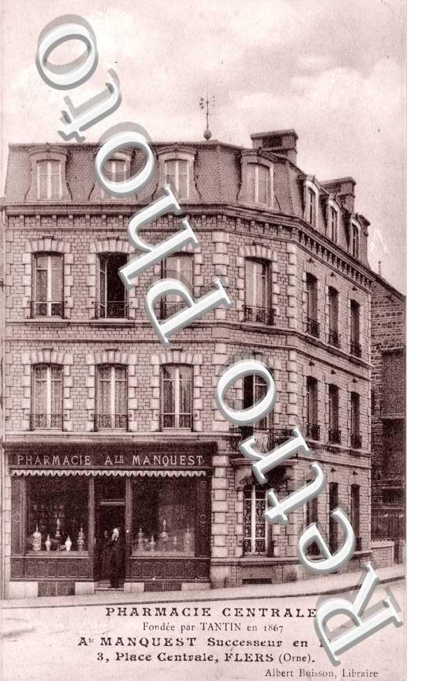 Place centrale  Pharmacie Centrale  A. Manquest successeur en 1881