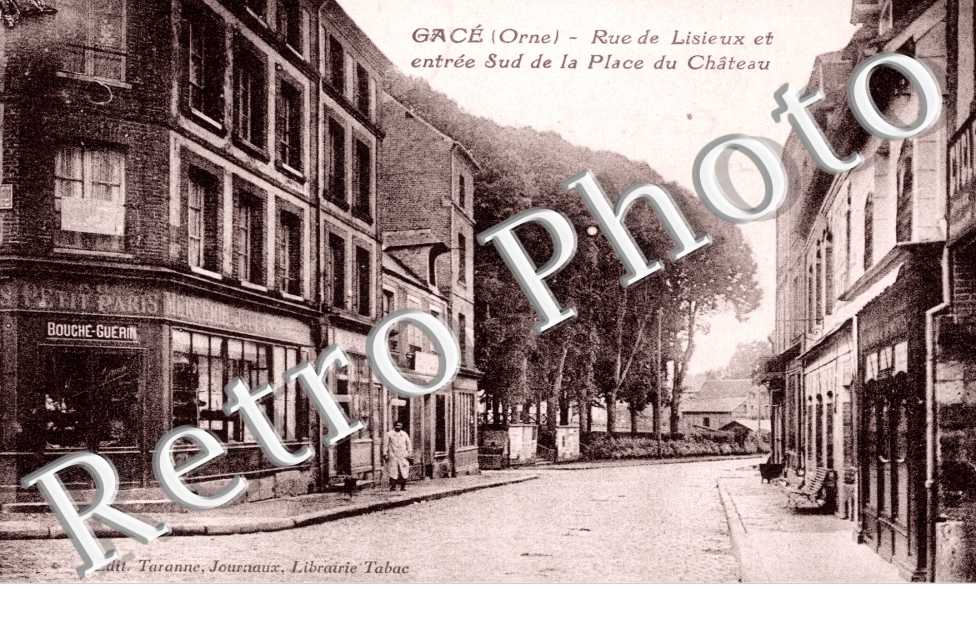 Rue de Lisieux et Place du Chateau