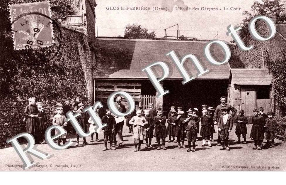 l&#039;ecole des garcons, la cour