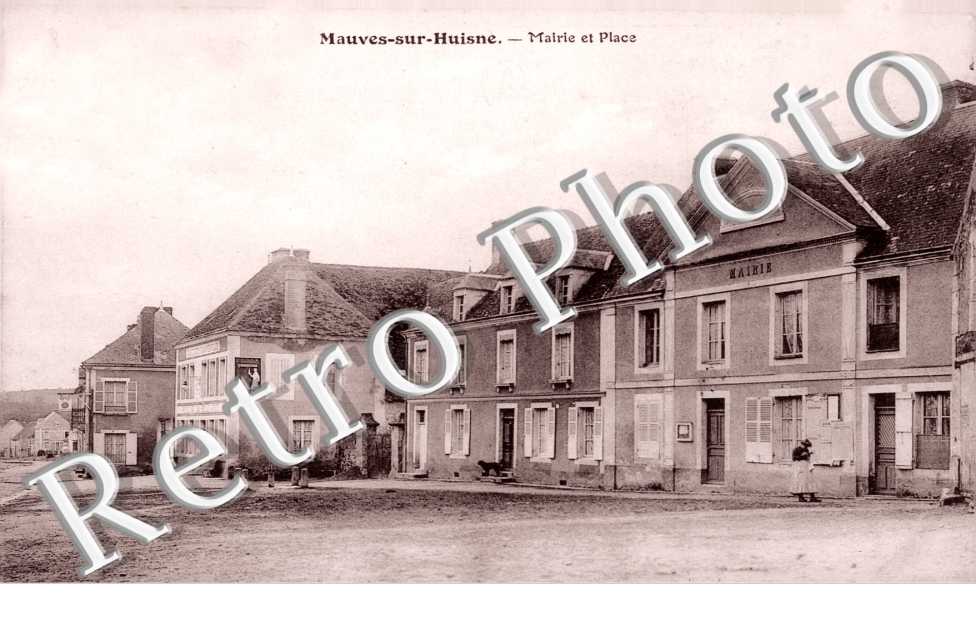 Mairie et place