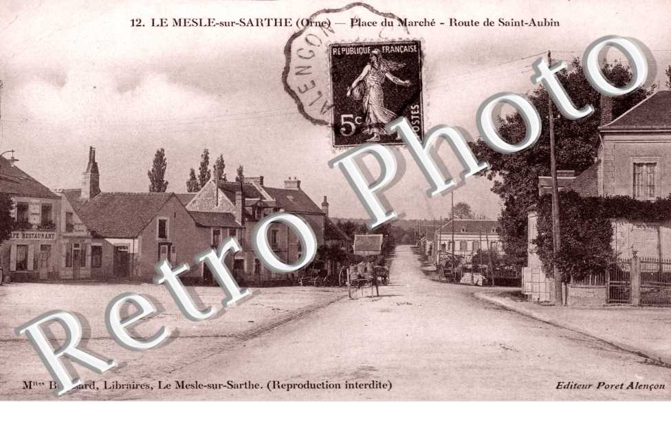 place du marche - route de St Aubin