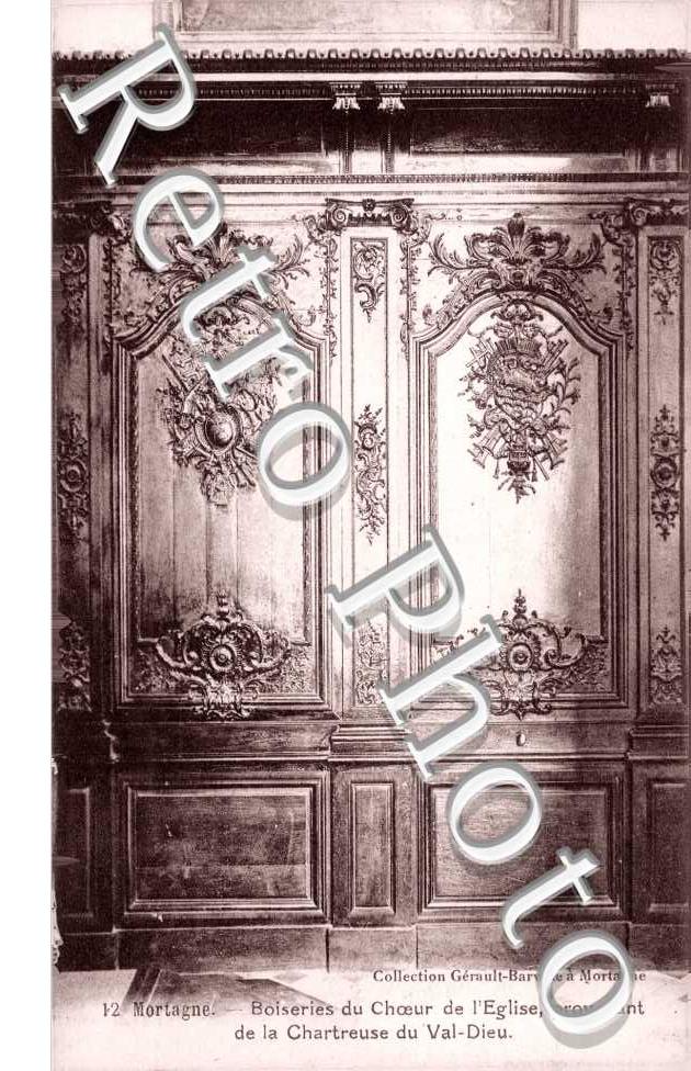 Interieur de l'Eglise - Boiseries