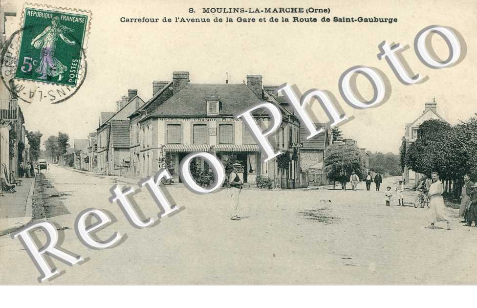 Carrefour de l'Avenue de la Gare et Route de Saint Gauburge