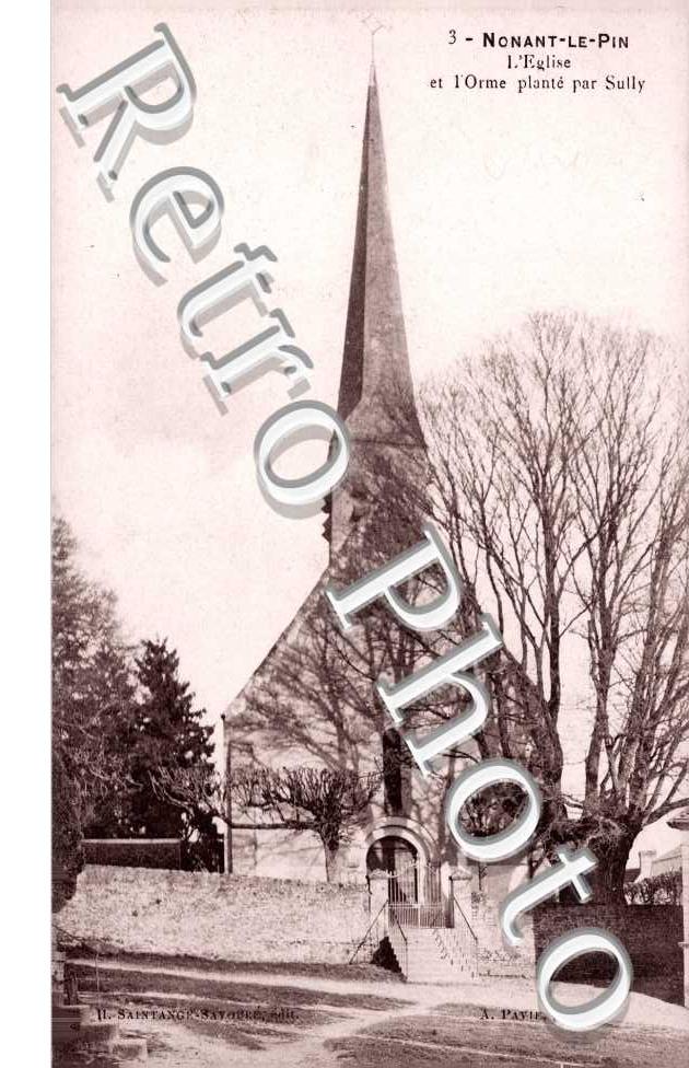 l&#039;Orme devant l&#039;Eglise