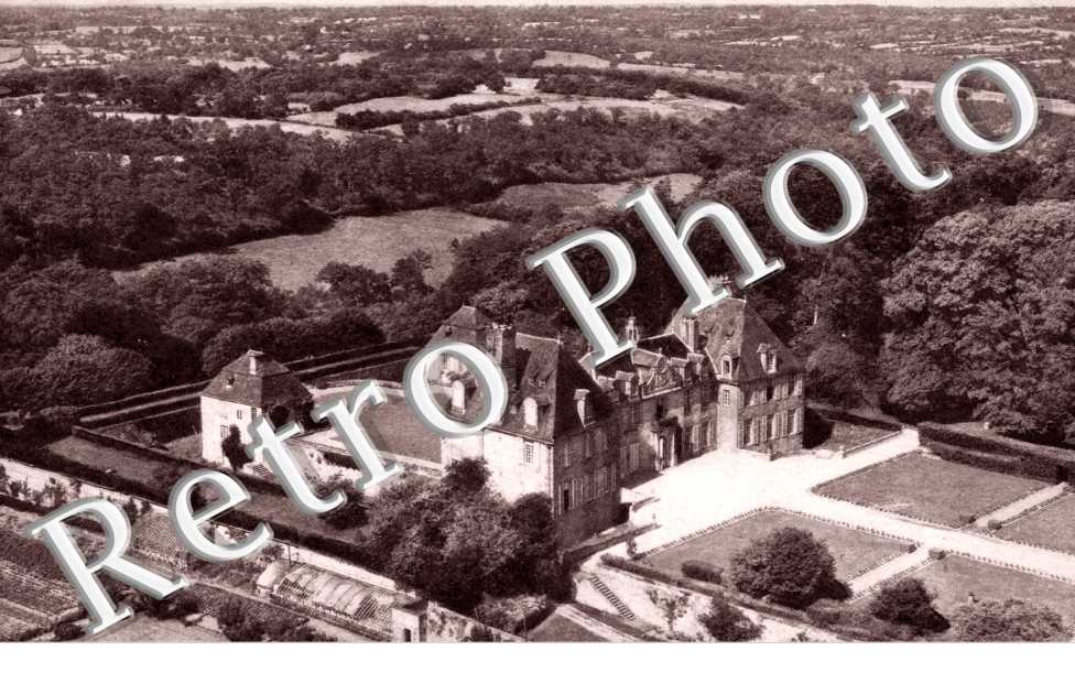 le Chateau - Vue Aérienne