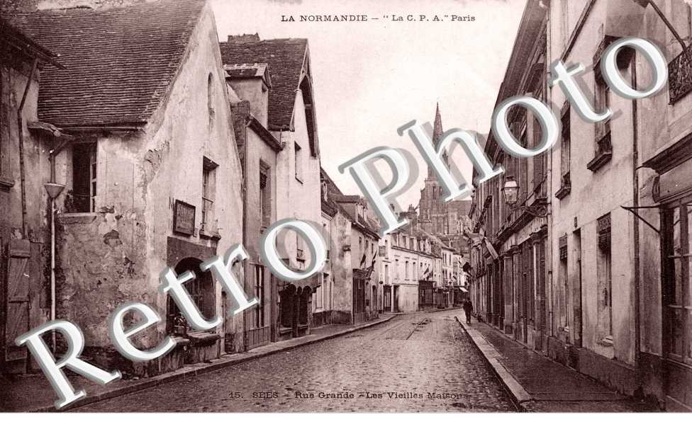 Rue Grande, les Vieilles Maisons