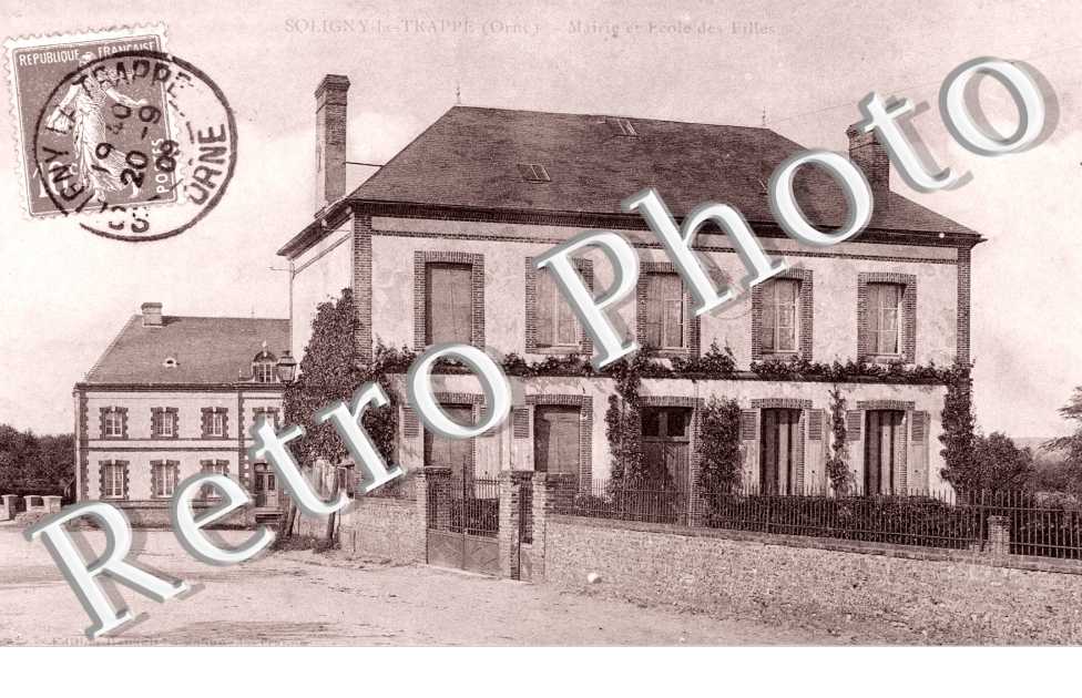 Mairie et Ecole des Filles