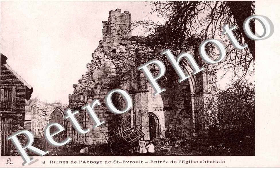 ruines de l'ancienne Abbaye entree de l'eglise abbatiale