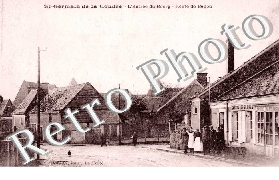 entree du bourg, route de Bellou