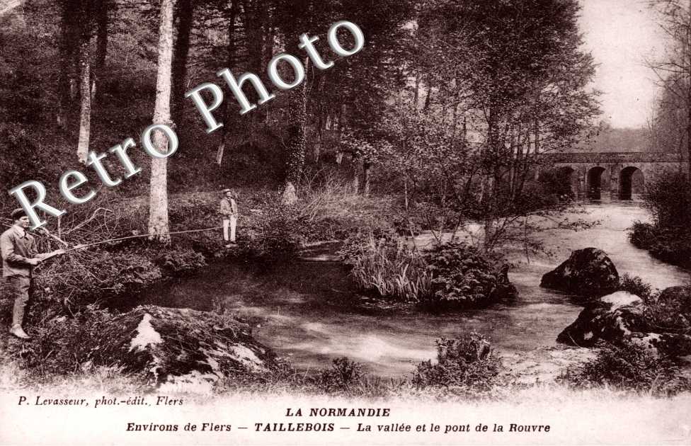 la Vallee et le Pont de la Rouvre