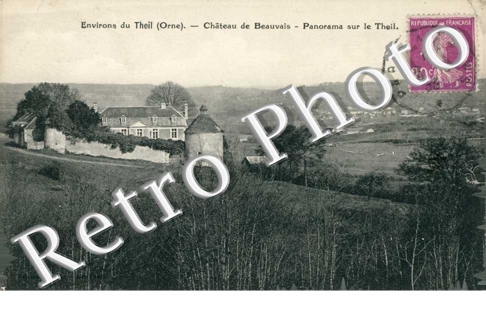 Chateau de Beauvais. Panorama sur le Theil