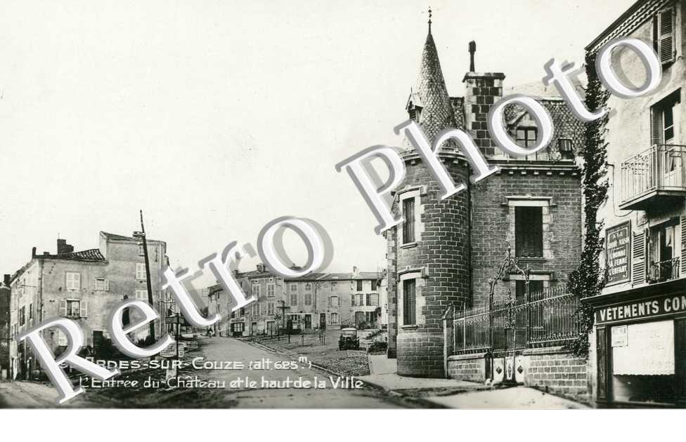 Entree du Chateau et le Haut de la Ville
