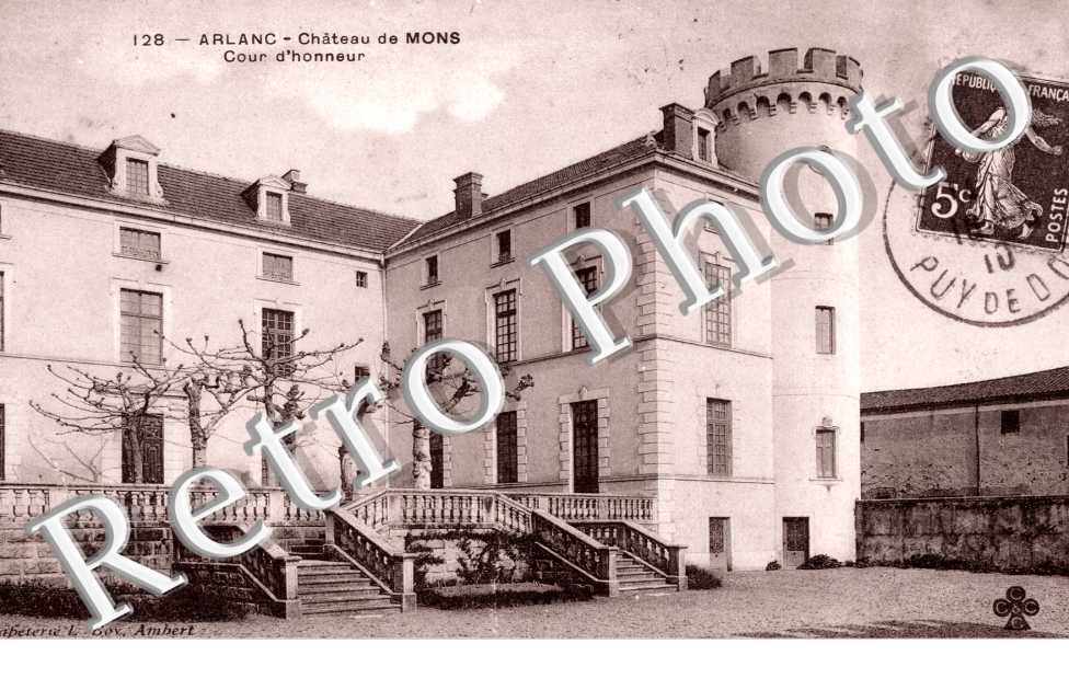 le Chateau - Cour D&#039;honneur