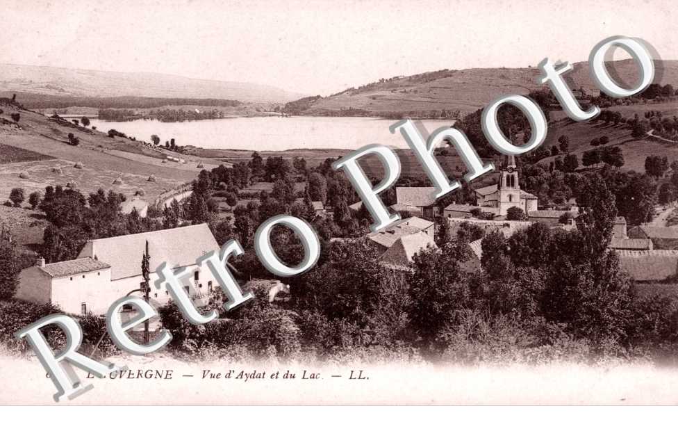Vue sur le village et Le Lac