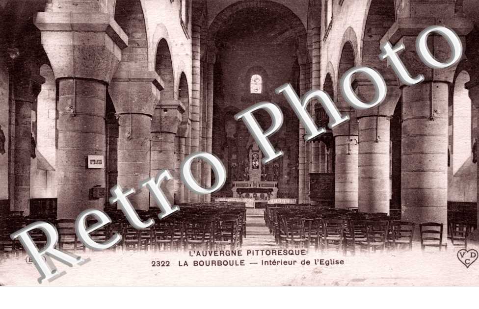 interieur de l'eglise