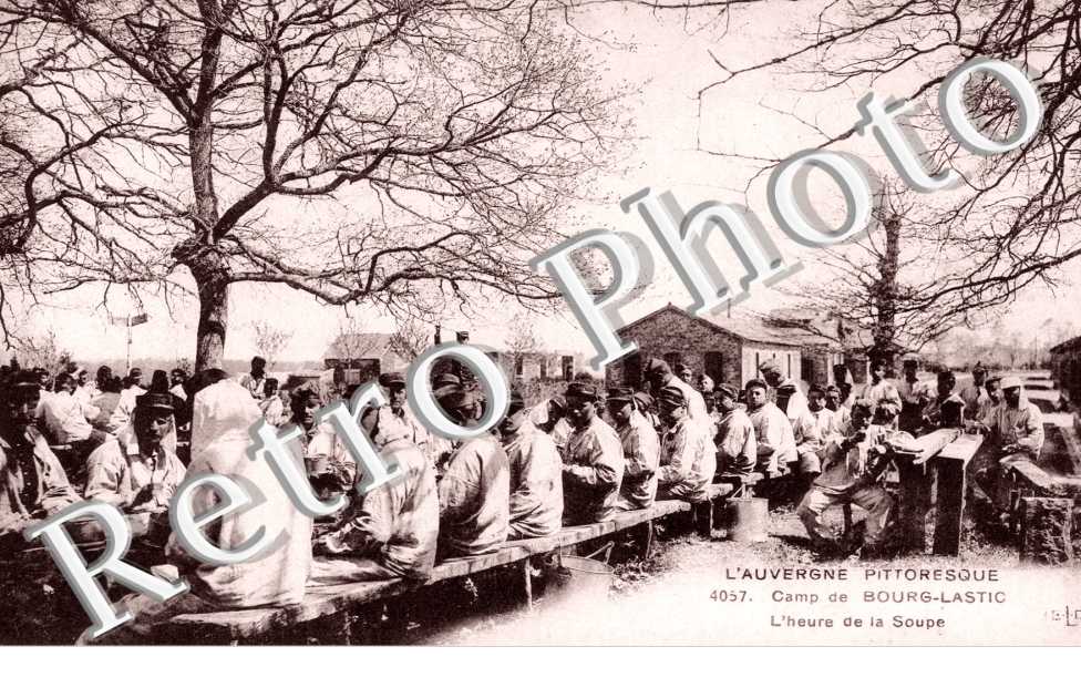 Camp Militaire -  l&#039;Heure de la Soupe