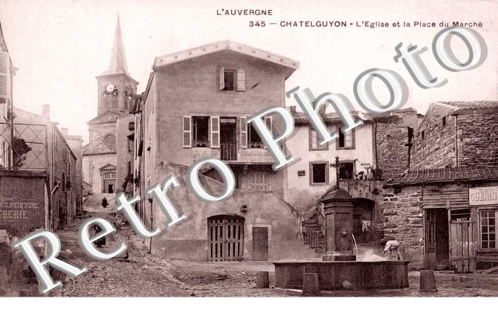 Eglise et la Place du Marche