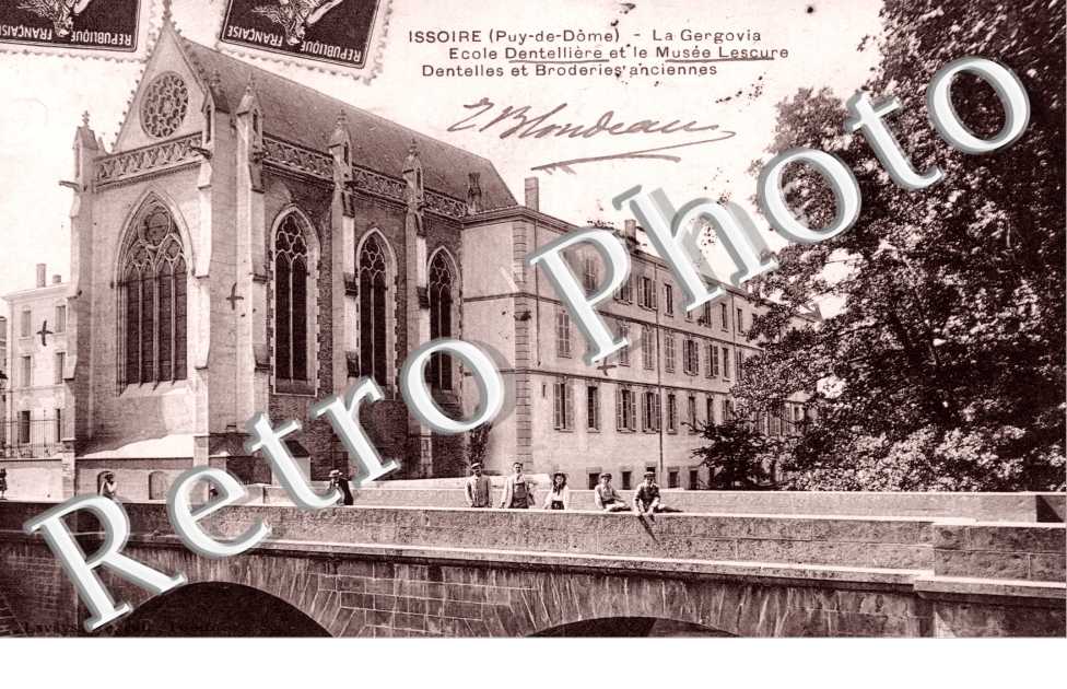 la Gergovia, Ecole Dentelliere et le Musee Lescure