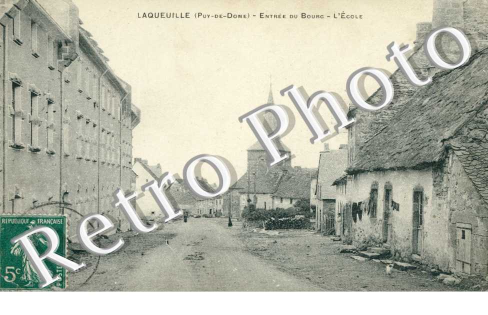 Entrée du Bourg - l&#039;Ecole