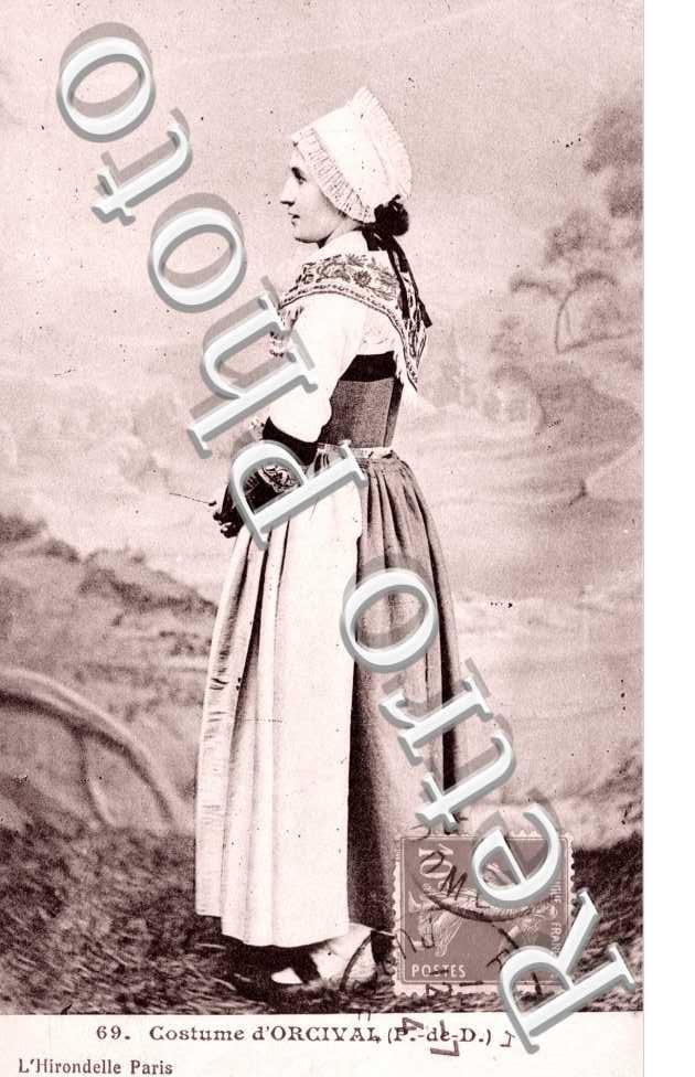 Comtume, folklore