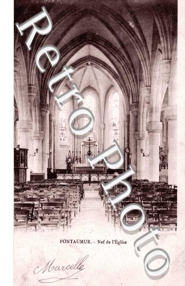 interieur de l&#039;eglise