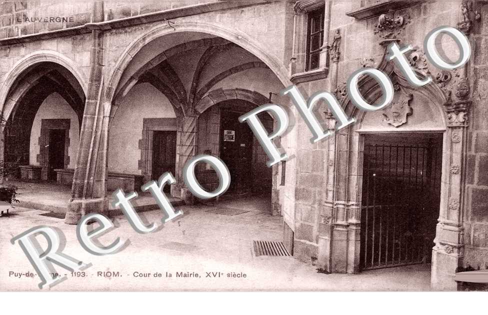 Cour de la mairie