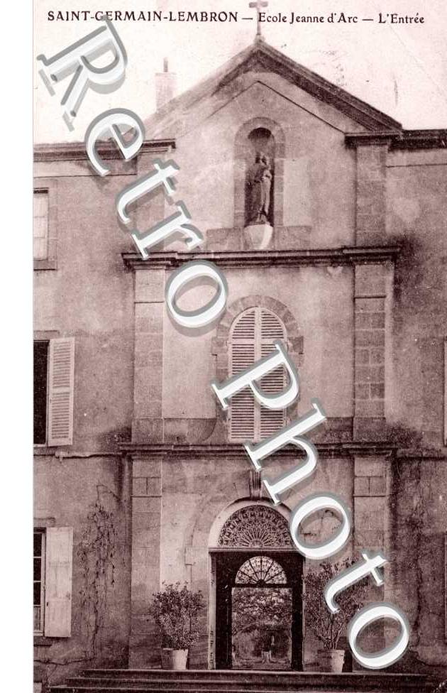 Ecole Jeanne d&#039;Arc - l&#039;Entrée