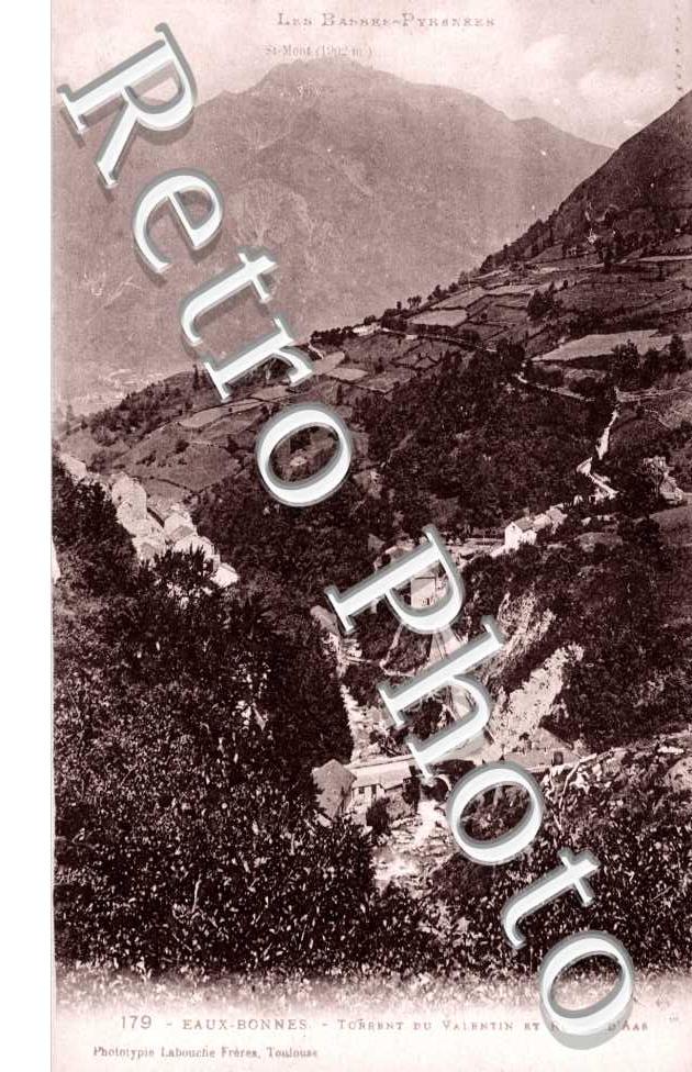 Torrent du Valentin et Route d'Aas