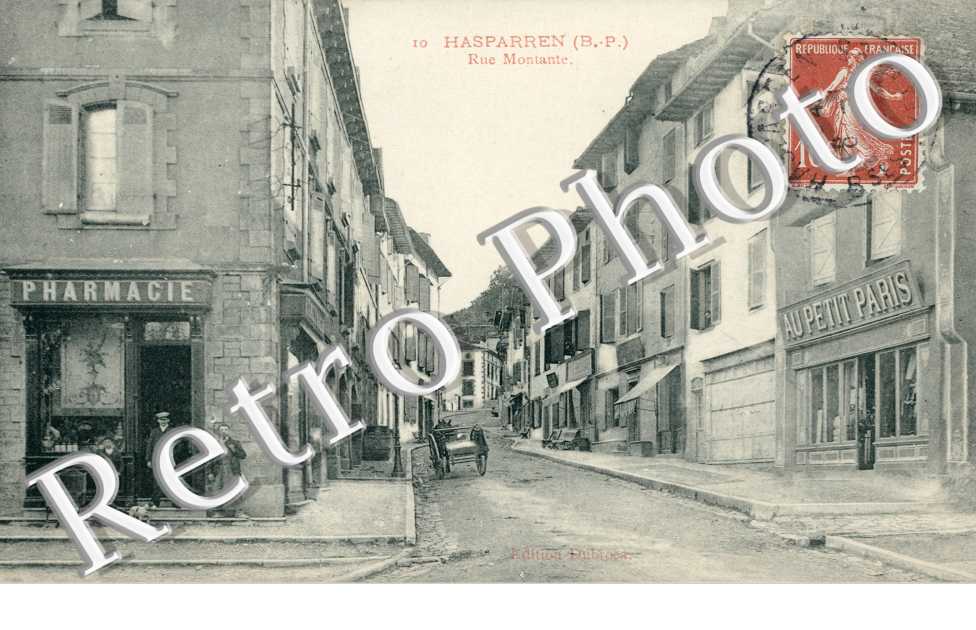Rue Montante - Au Petit Paris - Pharmacie